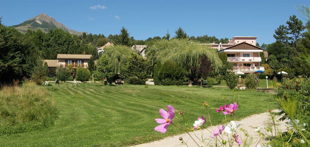 Hotel & Restaurant Azur La Freissinouse Buitenkant foto