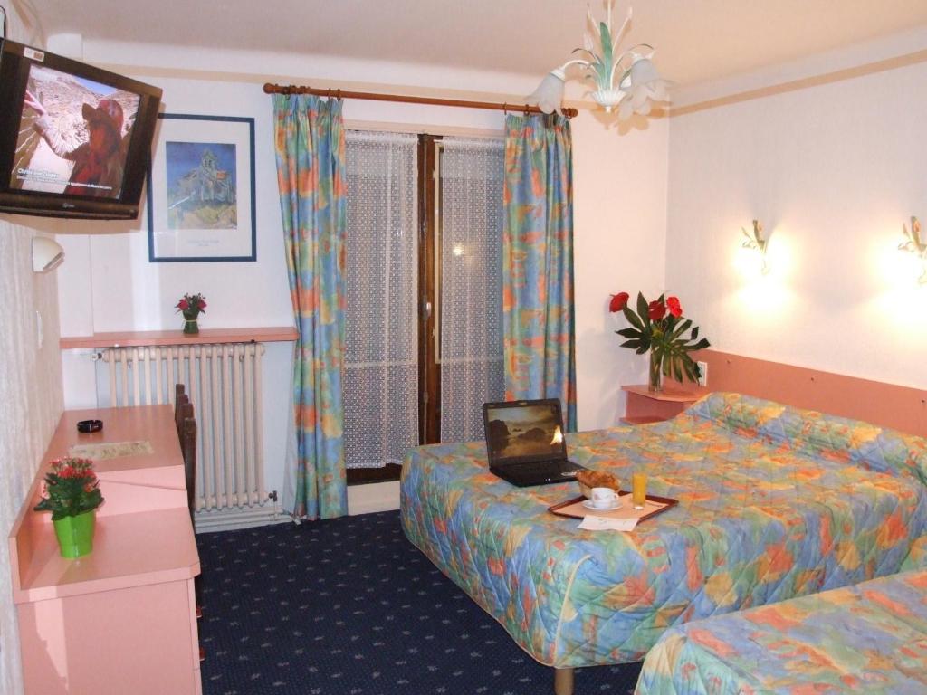 Hotel & Restaurant Azur La Freissinouse Kamer foto