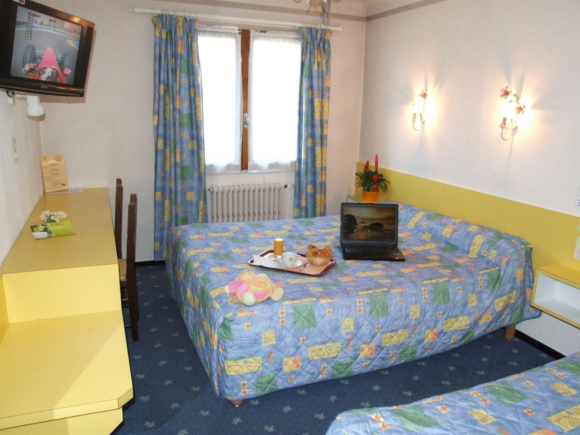 Hotel & Restaurant Azur La Freissinouse Buitenkant foto