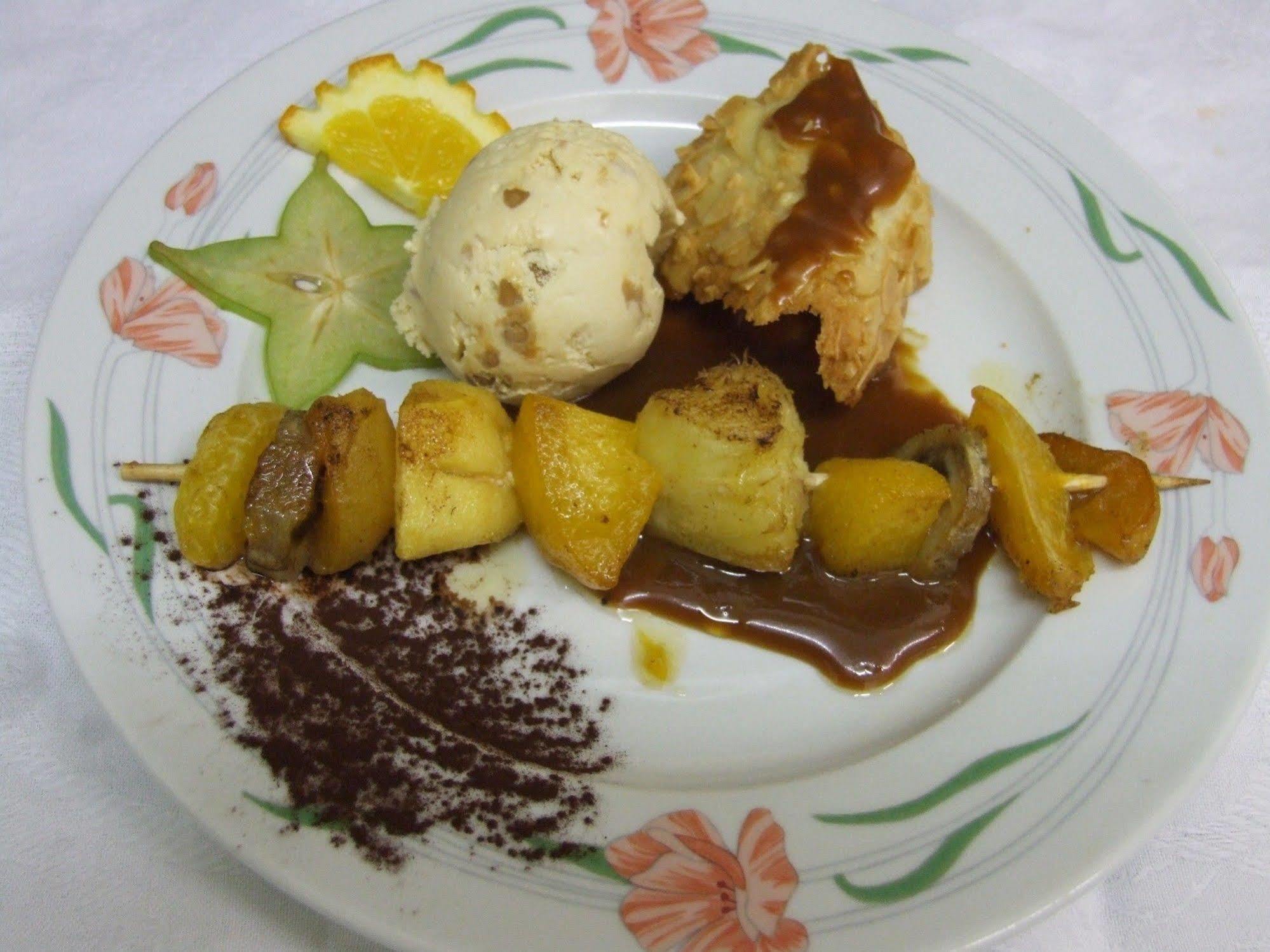 Hotel & Restaurant Azur La Freissinouse Buitenkant foto